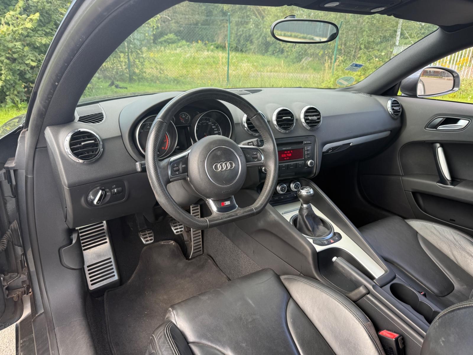 Audi TT Coupe 2.0 TFSI  1. Hand S Line Handschalter