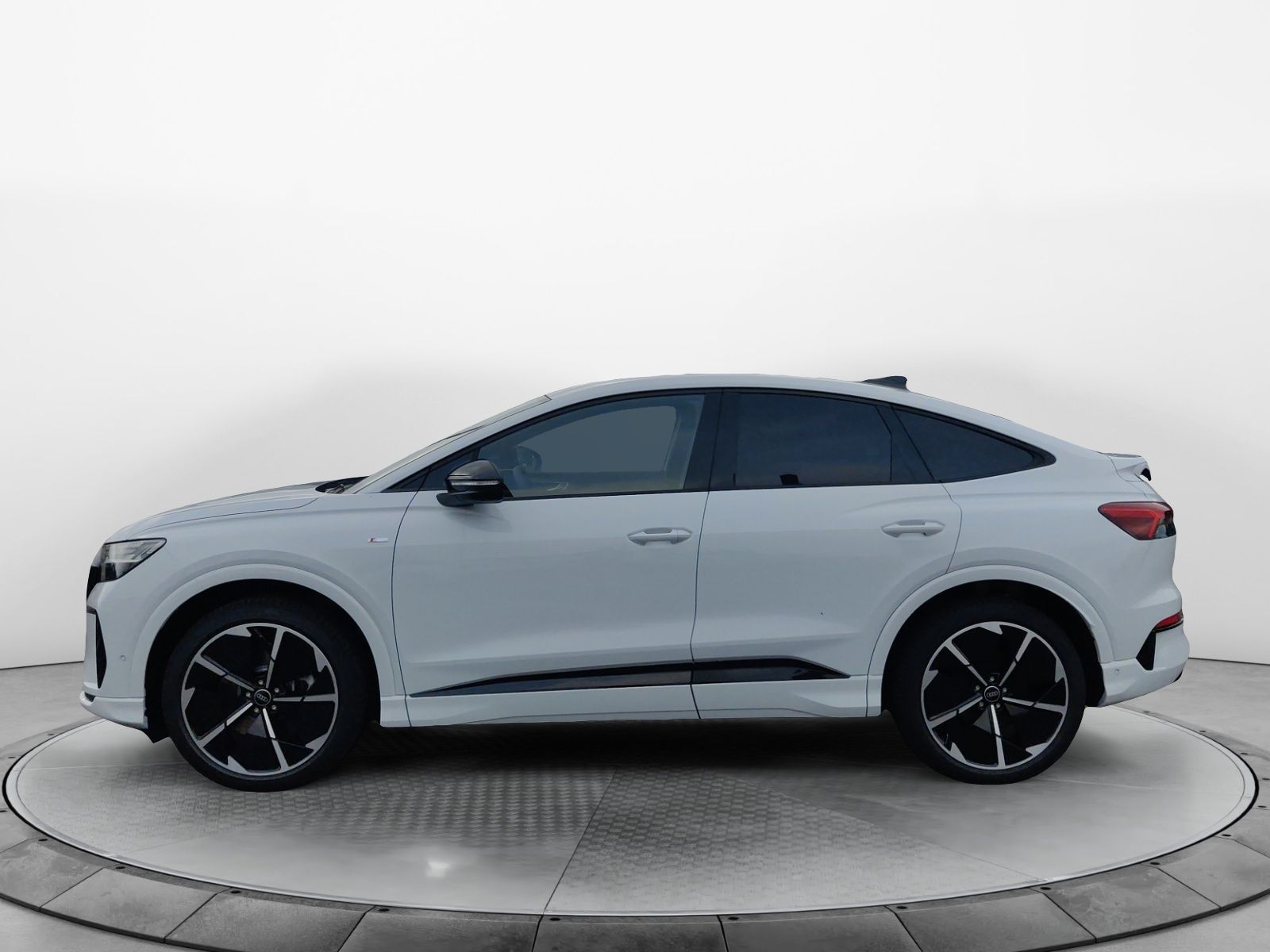 Audi Q4 Sportback e-tron performance 210 kW imagem 2