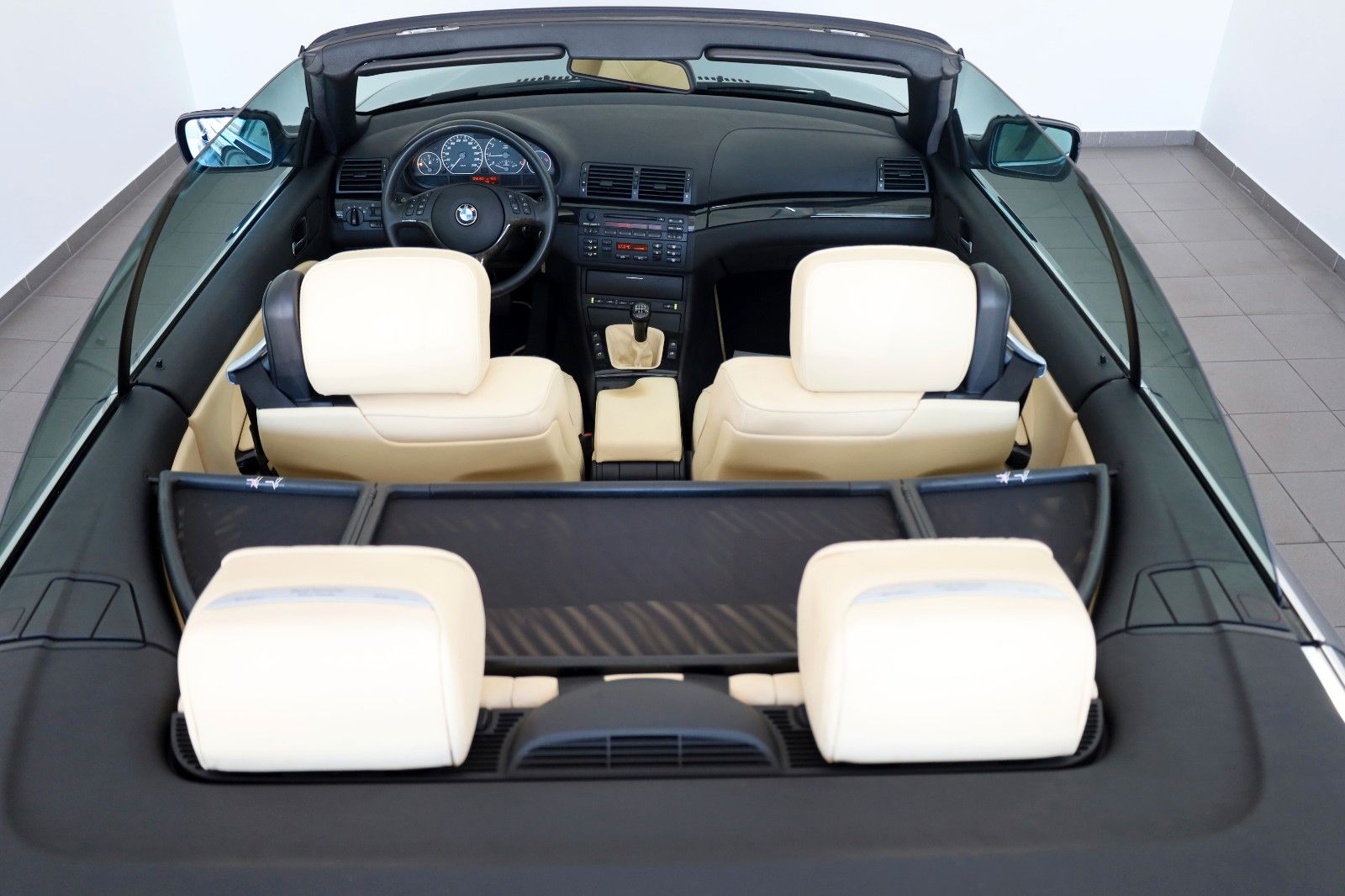 Fahrzeugabbildung BMW Cabrio 318 Ci Edition Exclusive Leder,Xenon,SH