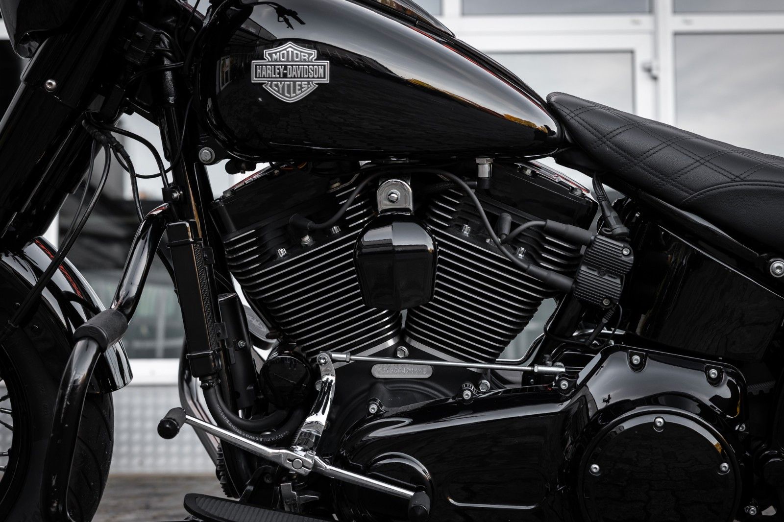 Fahrzeugabbildung Harley-Davidson FLSS SOFTAIL SLIM S 110 cui - Kesstech - Ape