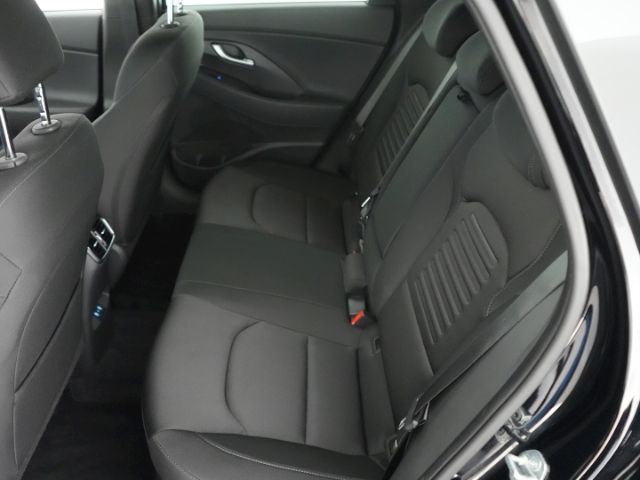 i30cw FACELIFT T-GDI ADVANTAGE PLUS 48V+VOLL LED