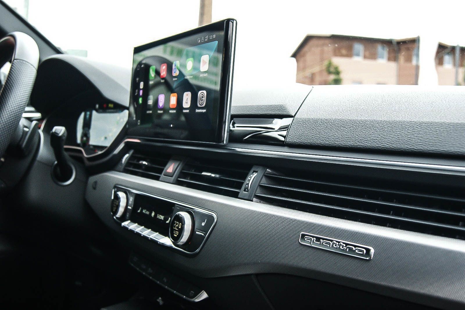Fahrzeugabbildung Audi A4 Avant 45TFSI quattro edition one LEDER MATRIX