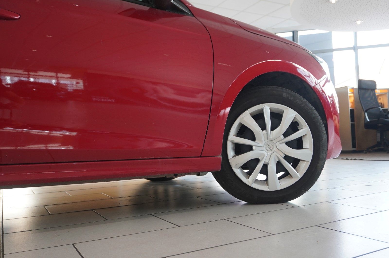 Fahrzeugabbildung Opel Corsa F 1.2 FACELIFT NAVI/LED/KAMERA/VIRTU./DAB+