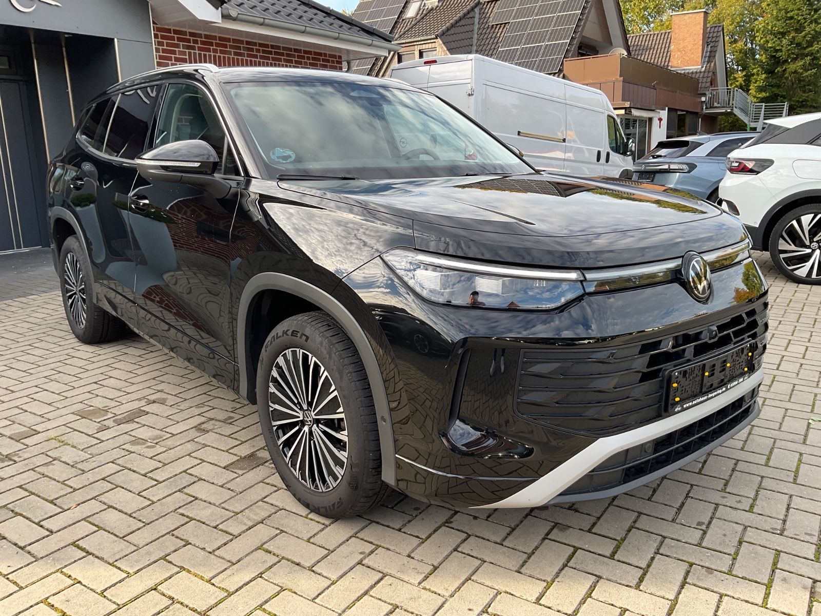 Fahrzeugabbildung Volkswagen Tayron 2.0 TDI 4M,AHK,Navi,Kamera,7-Sitzer,IQ