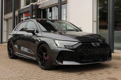 AUDI RS3 Sportback/RS DYNAMIK/ SONOS/ KOMFORT PRO AUDI RS3 Sportback/RS DYNAMIK/ SONOS/ KOMFORT PRO