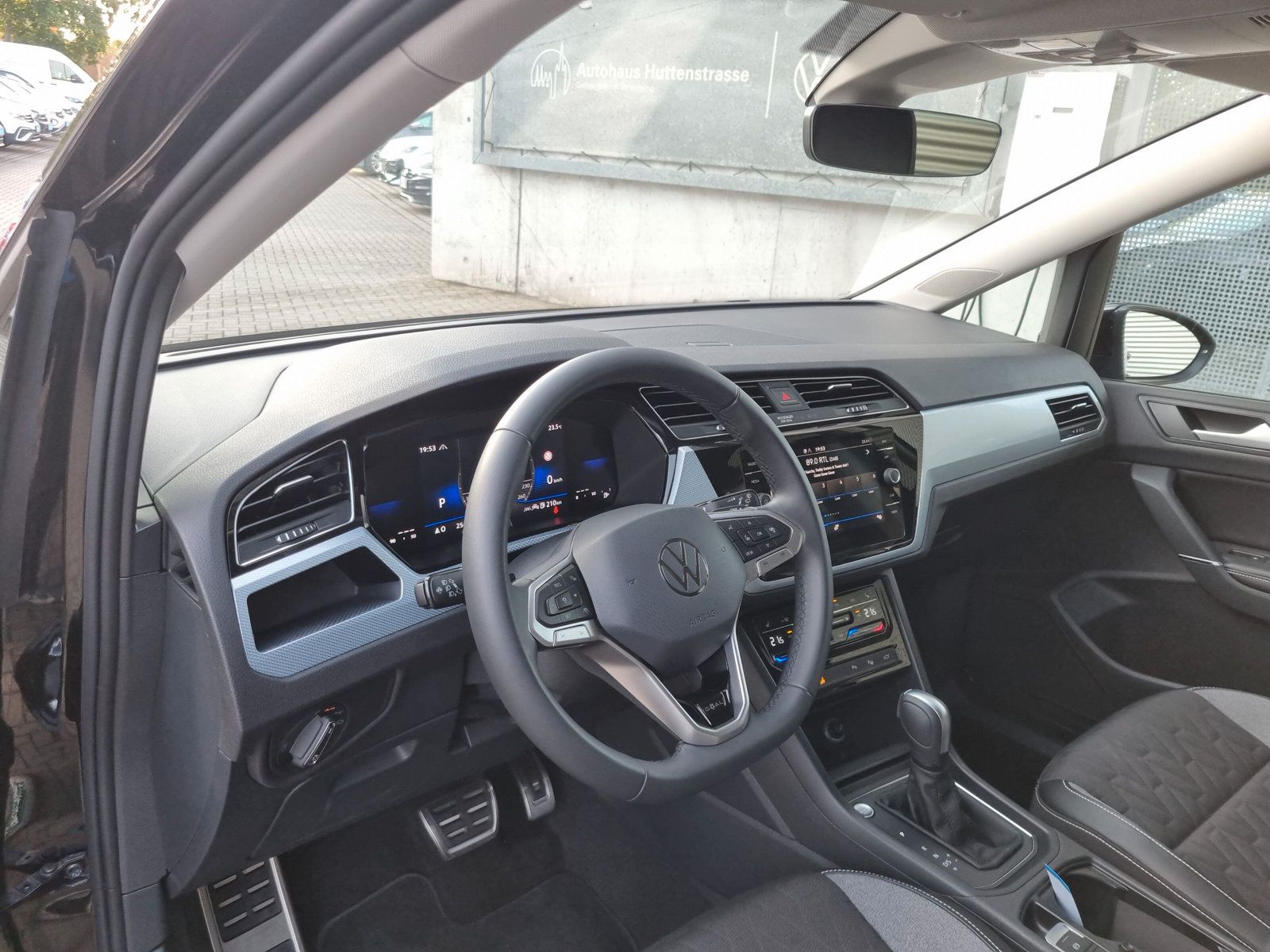 Volkswagen Touran - Bild 13