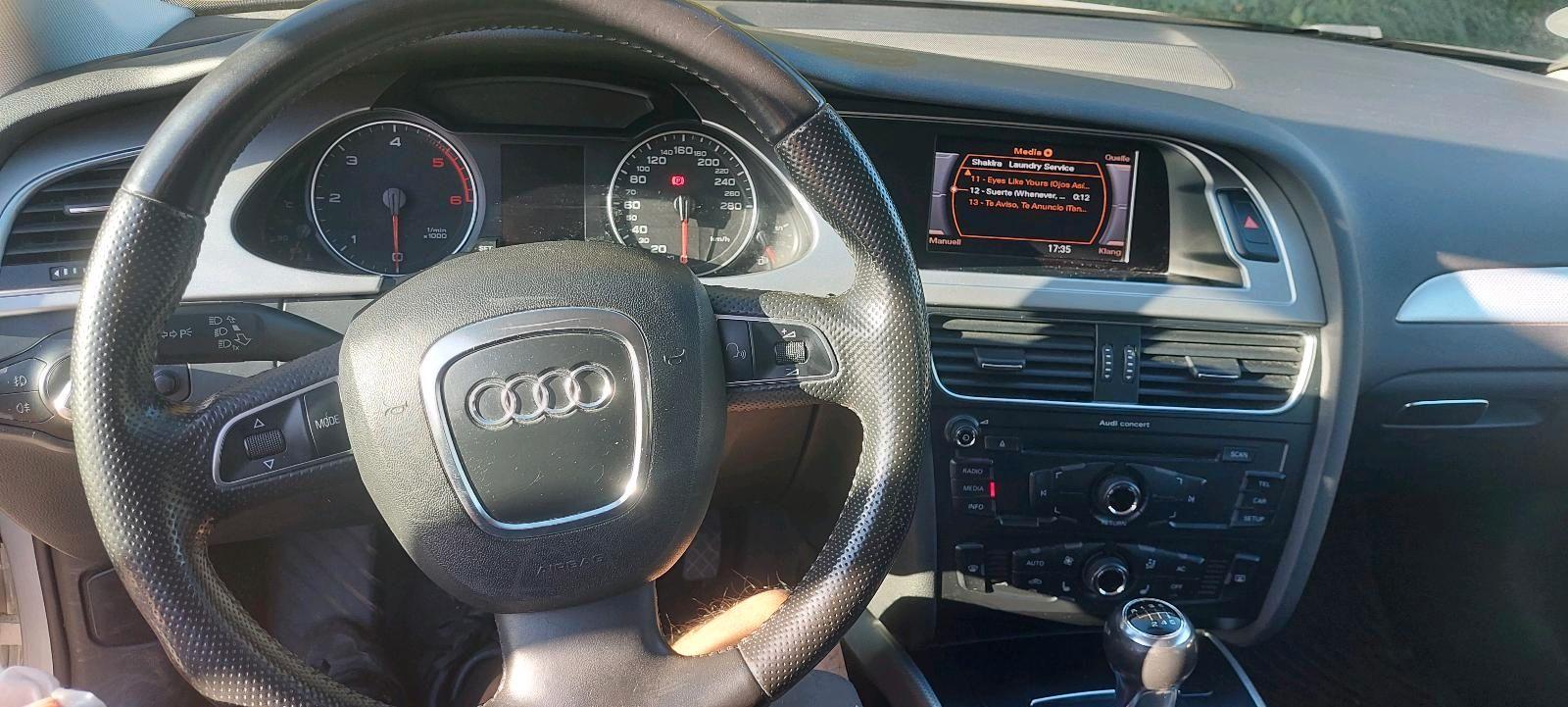 Audi A4 2010 — photo 8