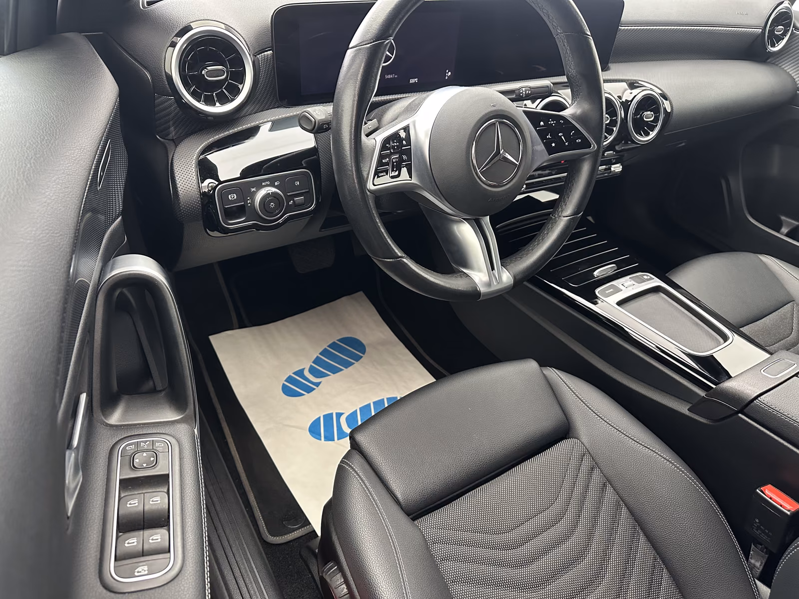Mercedes-Benz A-Class d Progressive "NAVI-CAM-MULTI-SITZH-LED", миниатюра 13