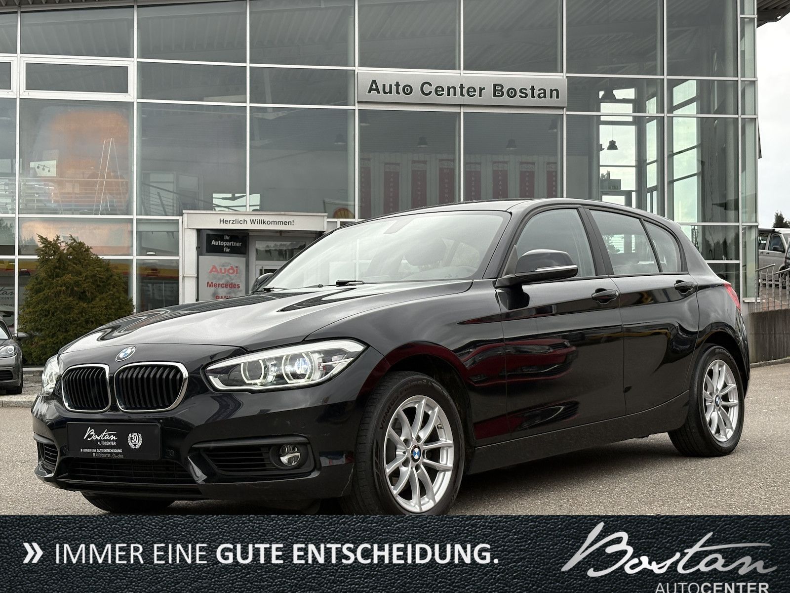 BMW 118d xDrive Advantage PDC/AHK/LED/SHZ/1.HAND