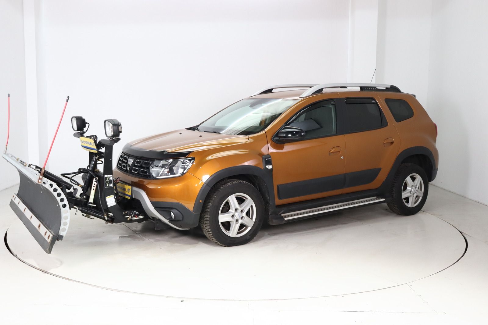 Fahrzeugabbildung Dacia Duster Prestige WINTERDIENST 4x4 * RFK * AHK