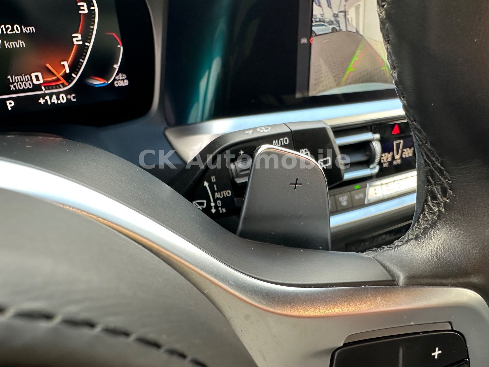 Fahrzeugabbildung BMW M340i Touring xDrive/Navi/HeadUP/Pano/360°