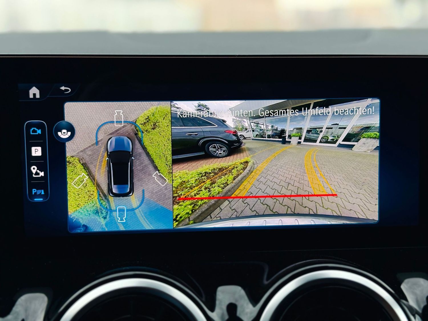 Fahrzeugabbildung Mercedes-Benz GLA 200 PROGRESSIVE ADVANCED, 360°, Totwinkel, W