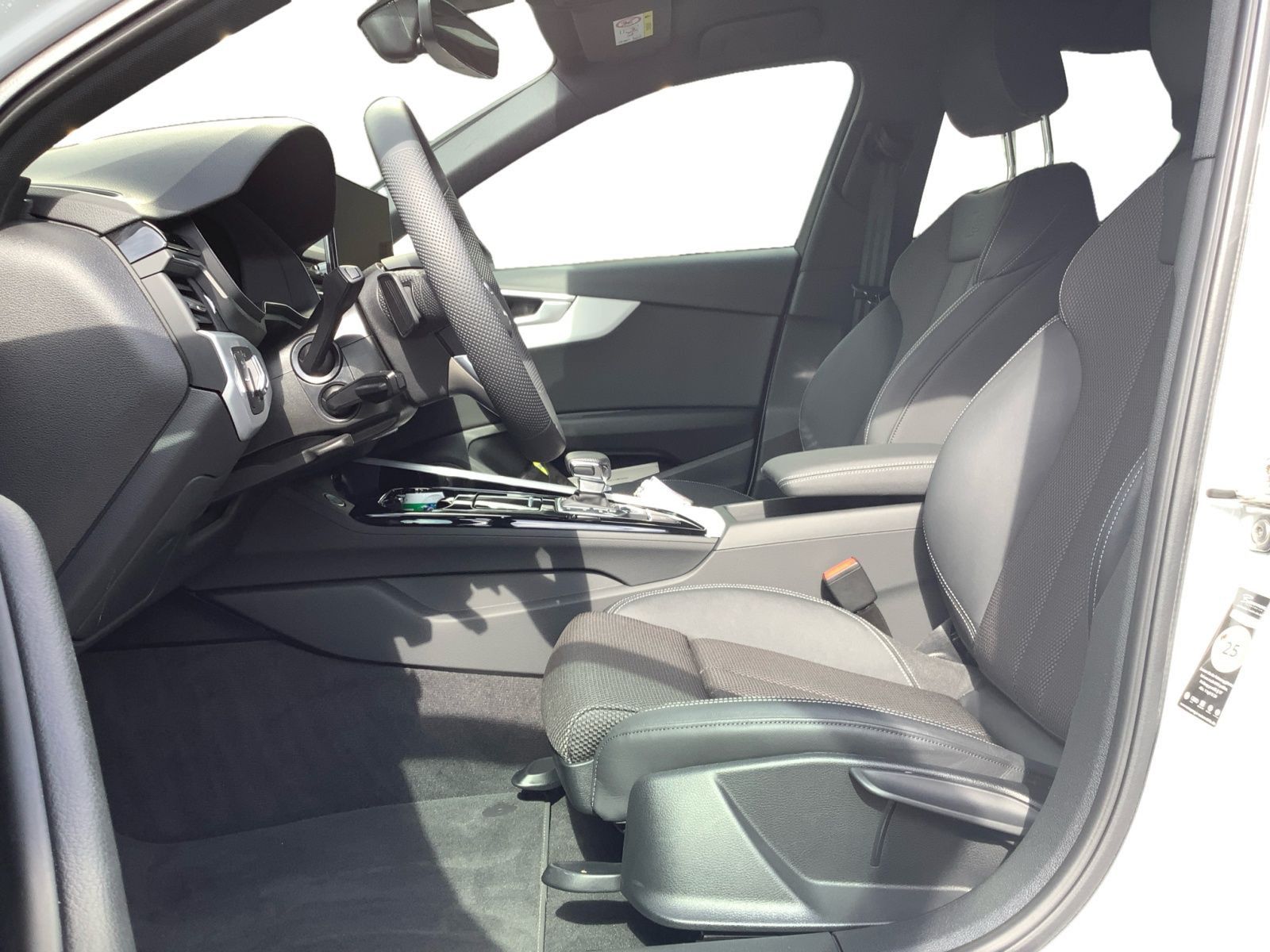 Audi A4 - Bild 8