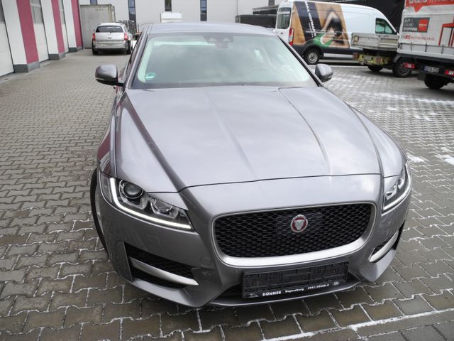 Jaguar XF 25d AWD 240PS R-Sport Automatik 1.Hand