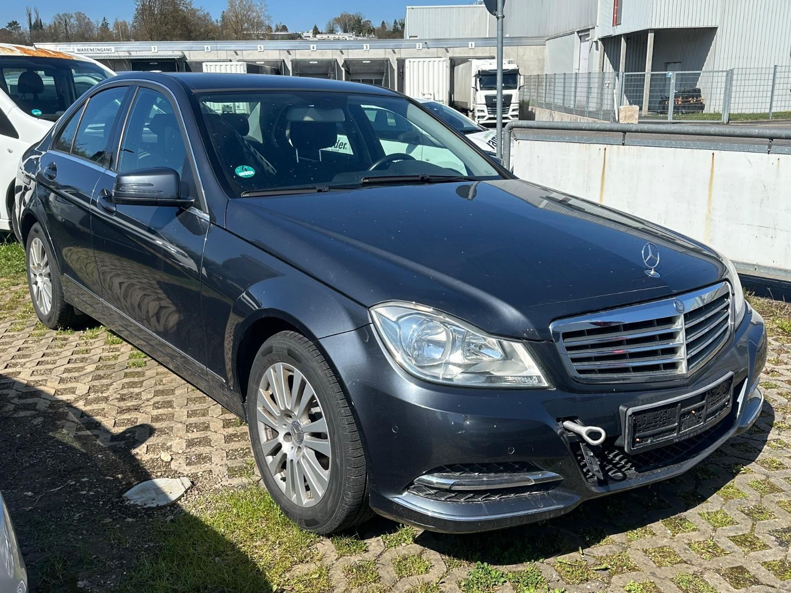 Mercedes-Benz C 200 C Limousine C 200 CGI BlueEfficiency