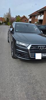 Audi SQ7 4.0 TDI quattro tiptronic - - graue Audi SQ7