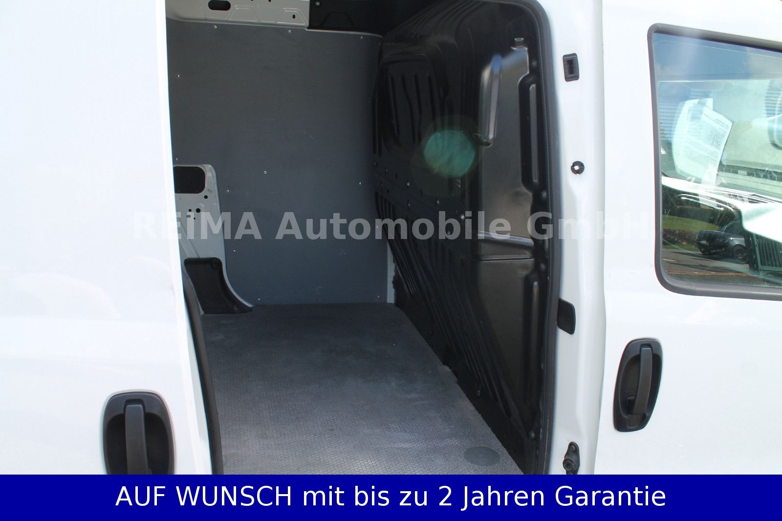 Fahrzeugabbildung Fiat Doblo Doblò SX 1,6 D  Kasten, Klima, Apple Car