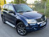 Suzuki Grand Vitara 3.2 VVT 20 Jahre Edition4X4 - Suzuki Grand Vitara: 3.2