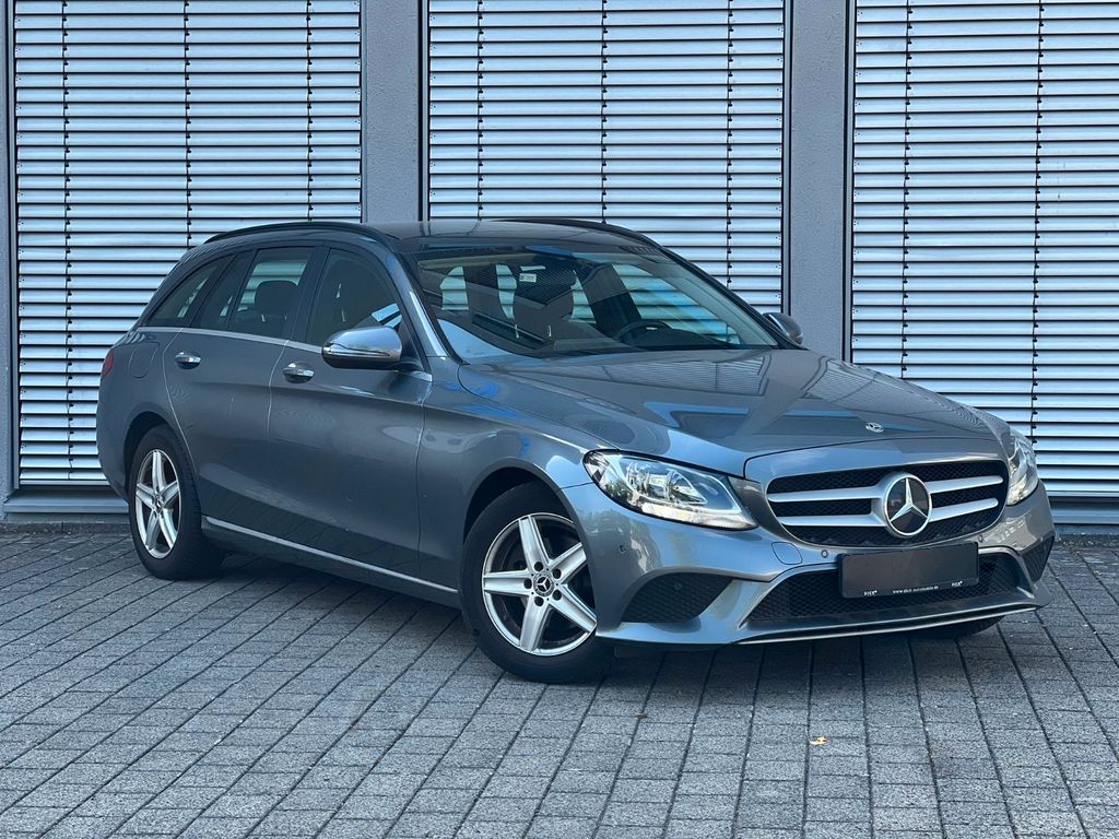 Image of Mercedes-Benz C 200