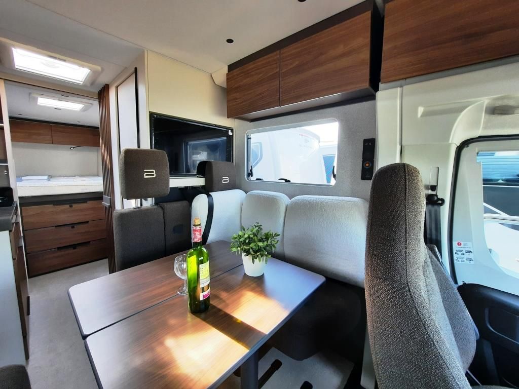 Fahrzeugabbildung Bürstner Signature SFT 7.5 Verfüg./Sparen Sie 9.788,- €