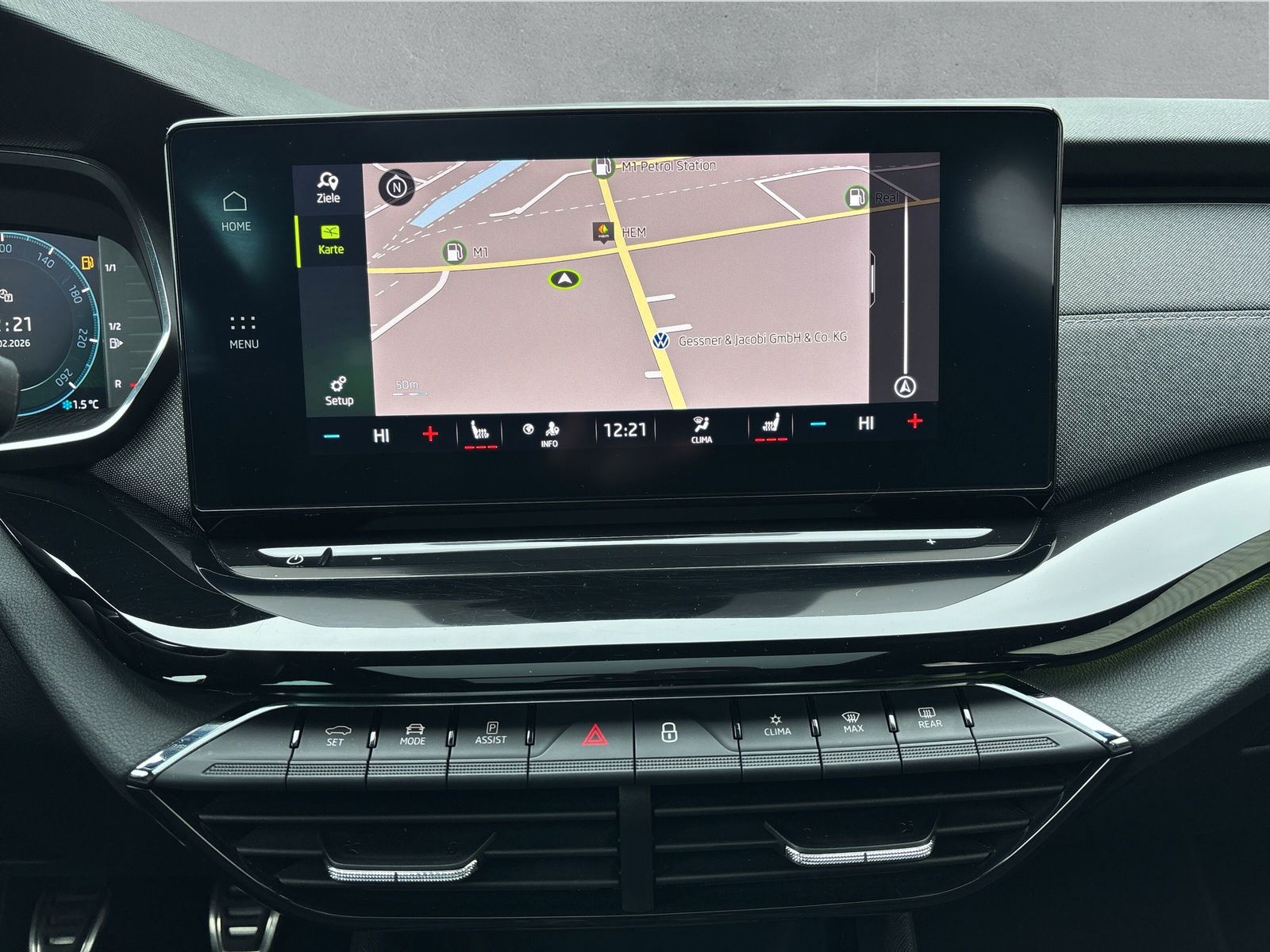 Fahrzeugabbildung SKODA Octavia Combi Sportline 1.5 TSI SmartLink LED