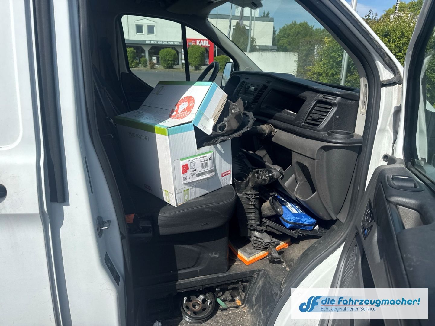 Fahrzeugabbildung Ford Transit Custom Kasten 280 L1 Trend *MOTORSCHADE