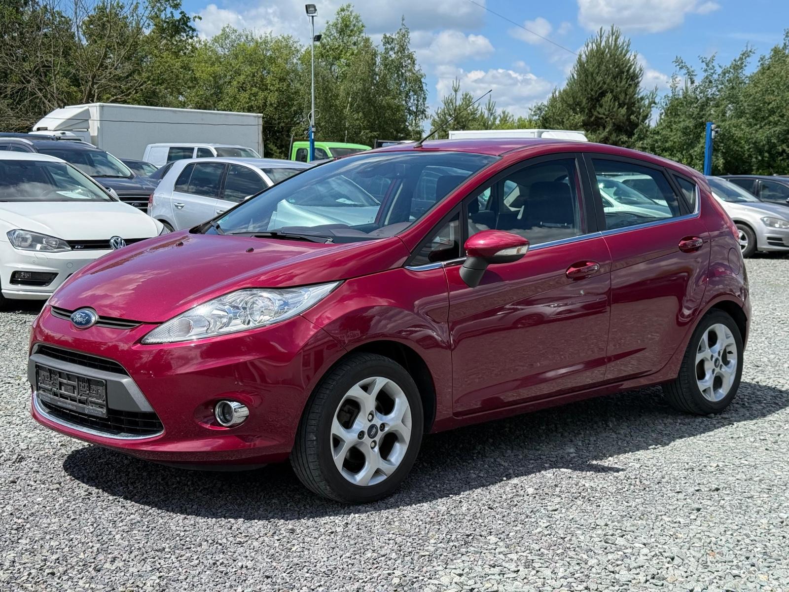 Ford Fiesta 1.4 Titanium*SHZG*Klima*8Fach*Bluetooth*