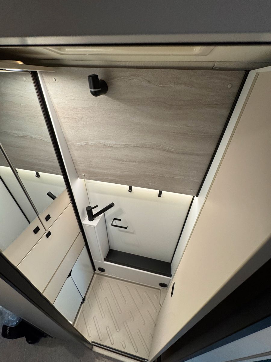 Fahrzeugabbildung Bürstner Habiton HMX 4x4 Schlafdach SIE SPAREN € 8.008,-!