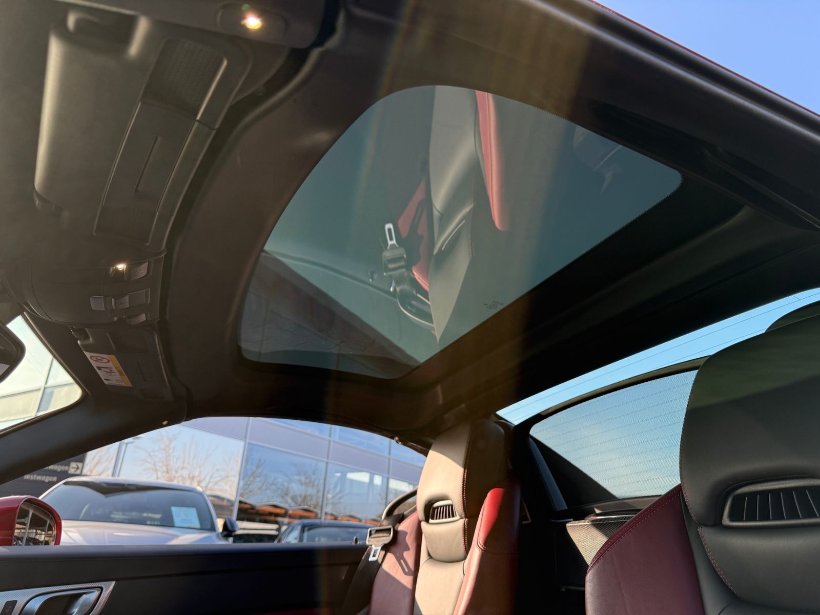 Fahrzeugabbildung Mercedes-Benz SLC 200 Roadster LED NAVI ALU