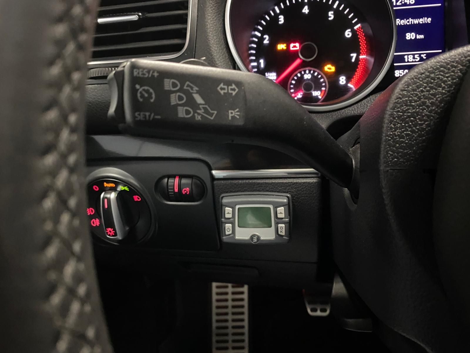 Fahrzeugabbildung Volkswagen Golf 6 VI 1.2 TSI Xenon+Standheizung+ALU 17"+PDC