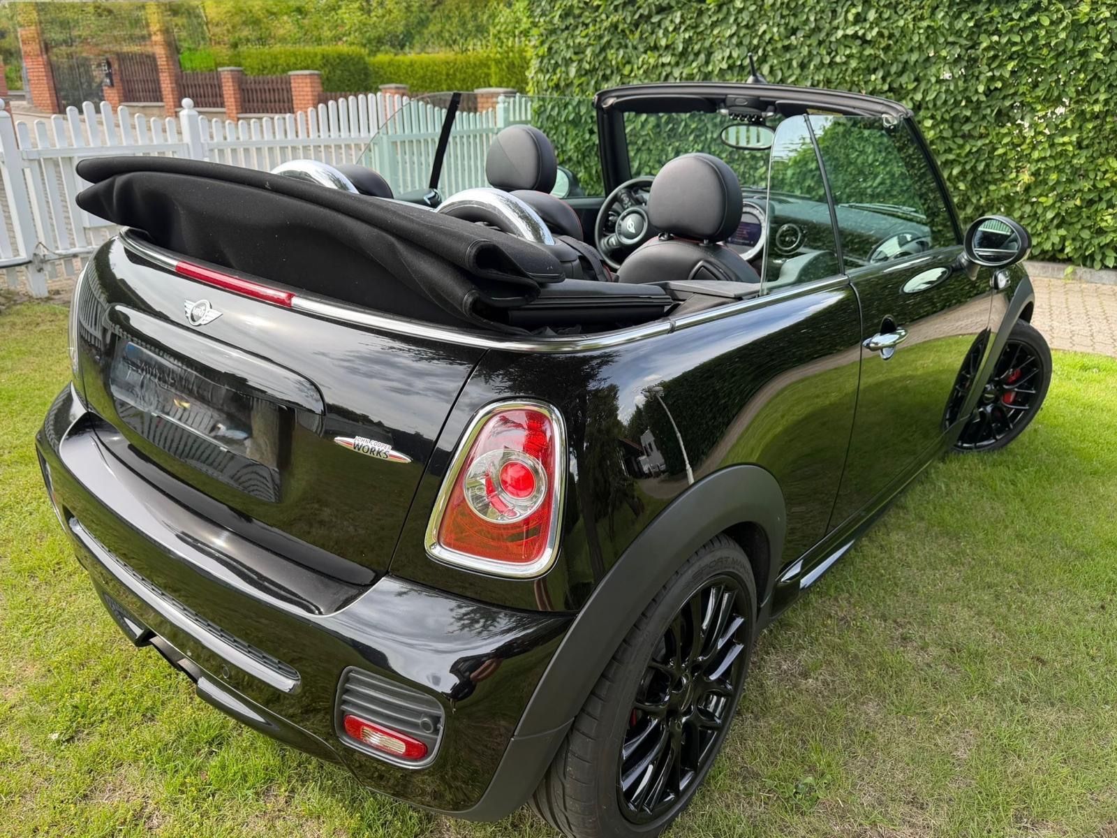 MINI John Cooper Works Cabrio John Cooper Works
