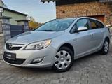 Opel Astra J Sports Tourer  1Hand*Tüv Neu*MwST