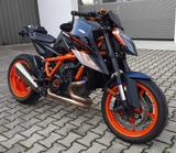 KTM 1290 Super Duke R EVO, TechPack, Garantie 09/28 - KTM BLAU