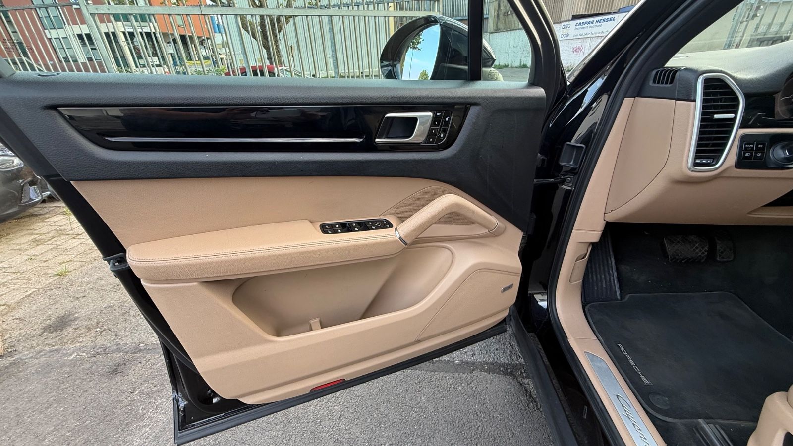Fahrzeugabbildung Porsche Cayenne Panorama 360°Kamera Acc