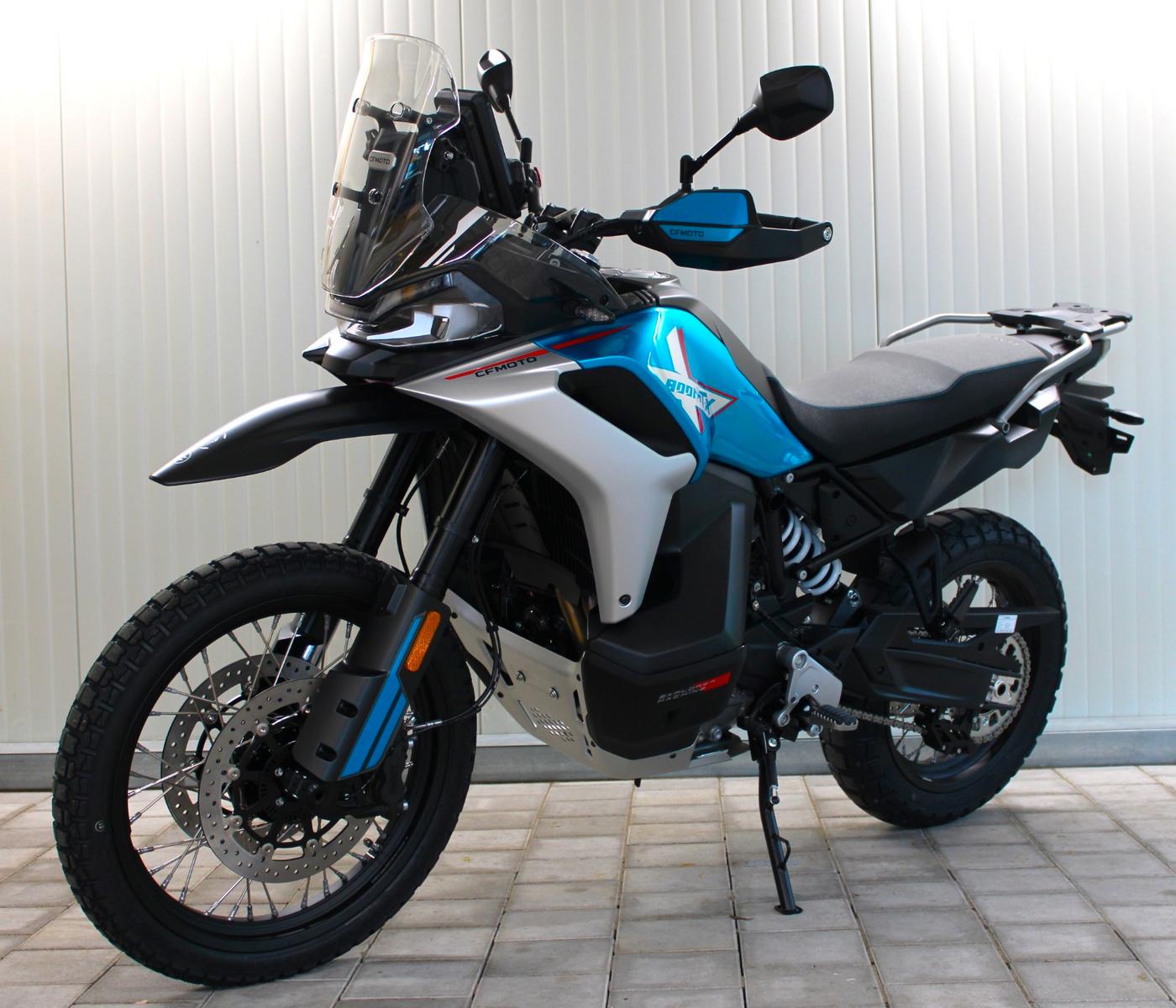 CFMOTO 800 MT - X  vom Römer Team