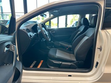MYAUTOCENTER – Gebraucht- und Jahreswagen mit Werkstattservice in Pfaffenhofen Volkswagen Polo V Trendline *1-HAND*KLIMAANLAGE*tÜV:827*