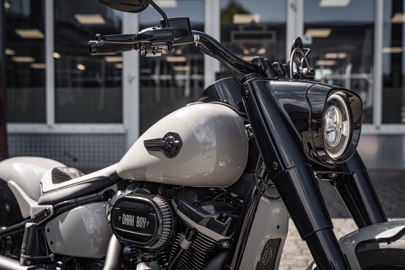 Fahrzeugabbildung Harley-Davidson DARK FAT BOY FLFBS 114 MY24 -JEKILL&HYDE-