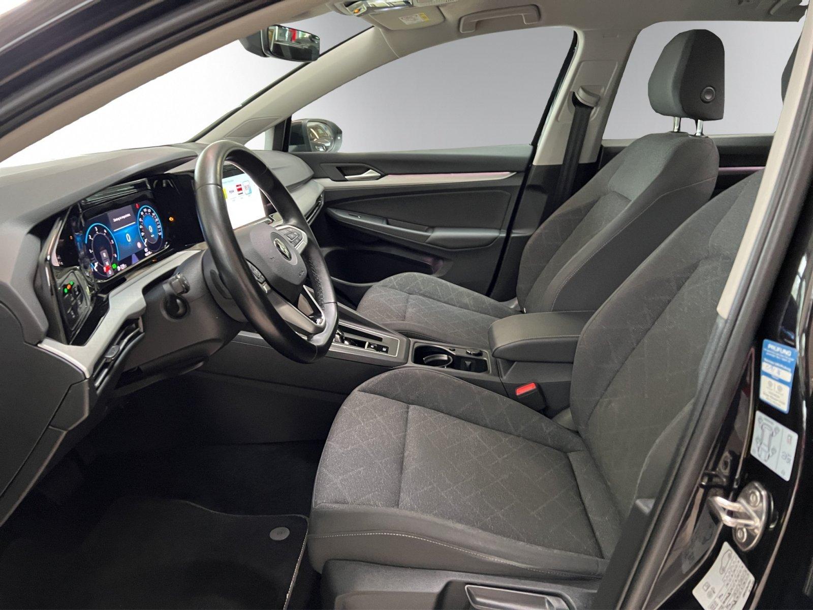 Volkswagen Golf VIII  2.0 TDI   Variant Life