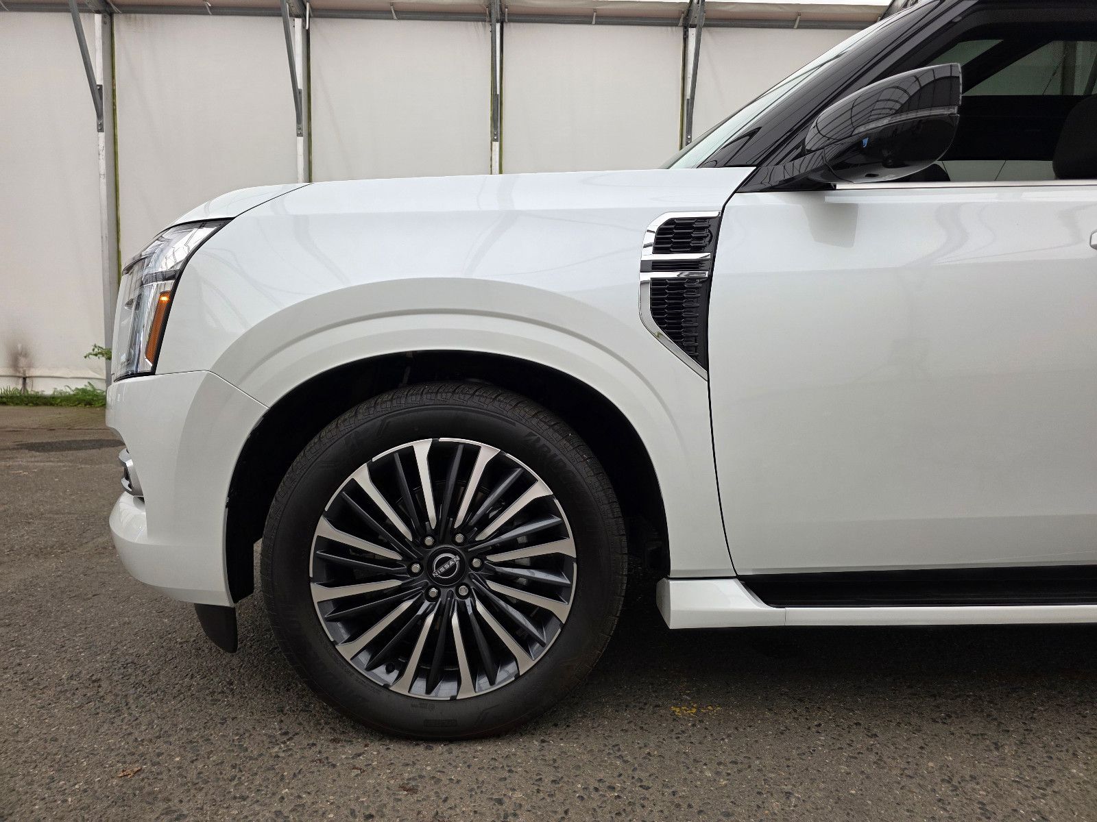 Fahrzeugabbildung Nissan Armada PLATINUM RESERVE T1: 85.000 EURO Stock!