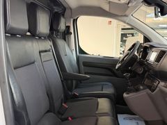 TOYOTA Proace Verso 3 Sitzer L1 LEDER NAVI CAM AHK PDC