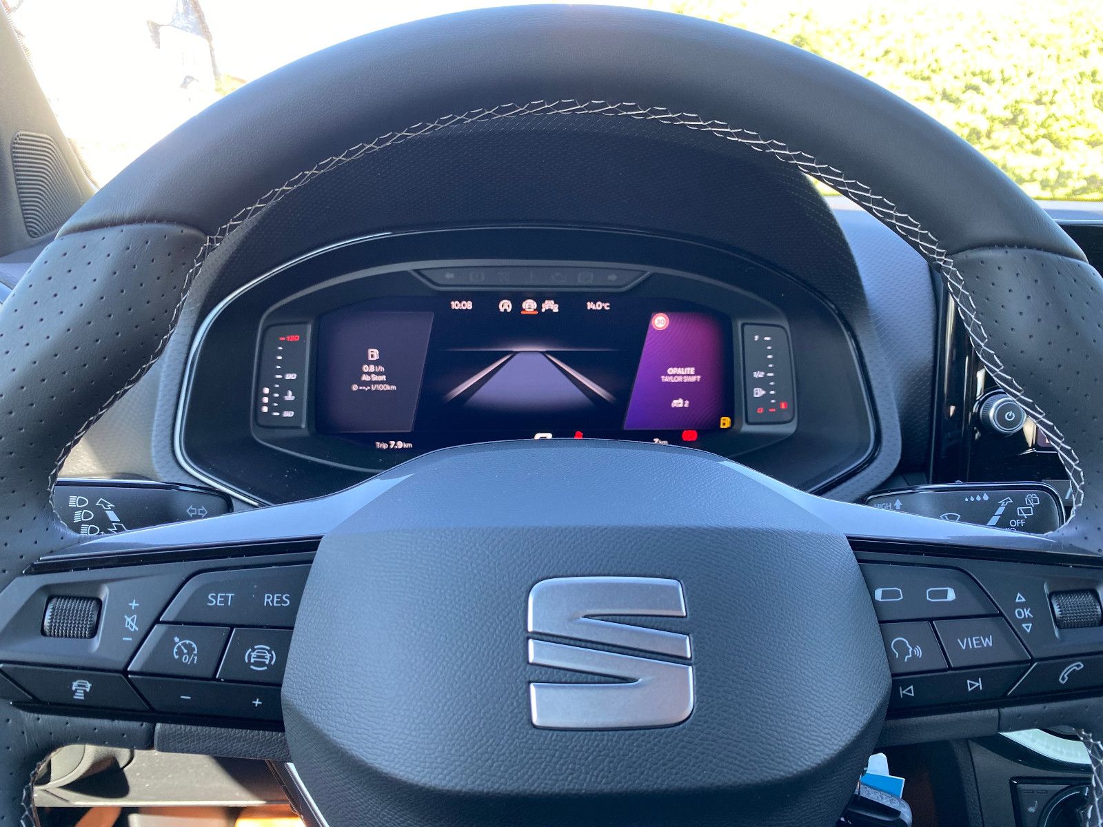 Fahrzeugabbildung SEAT Arona 1.0 TSI  NEW Style *SHZ *AHZV Vorber.