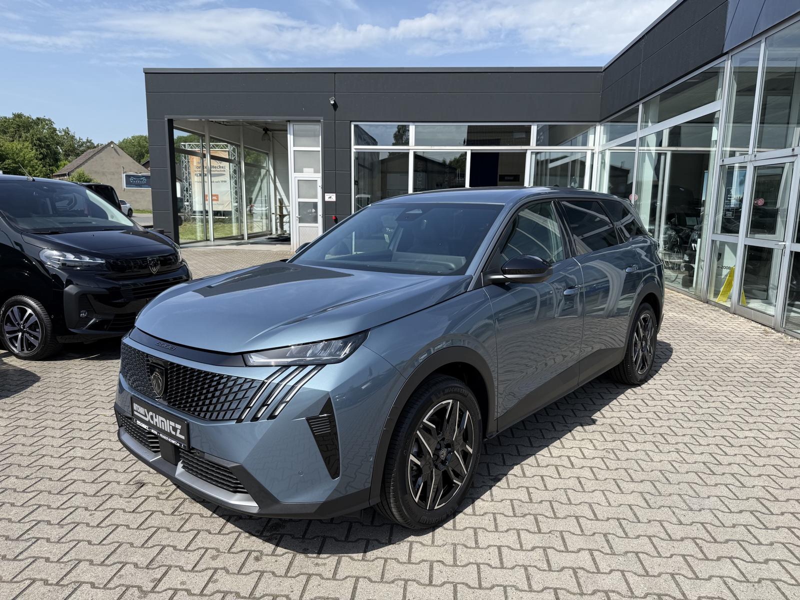 Peugeot 5008 Hybrid 145 Allure 