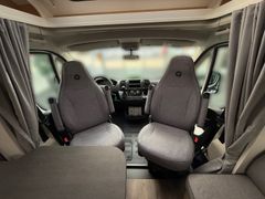 Sunlight T 68 5 Personen Fahrzeug + Automatik