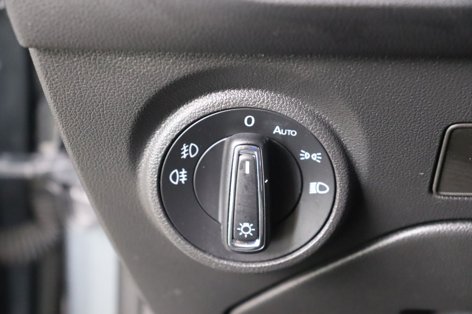 Fahrzeugabbildung SEAT Leon ST Stylance * Navi * Sitzhzg. * RFK