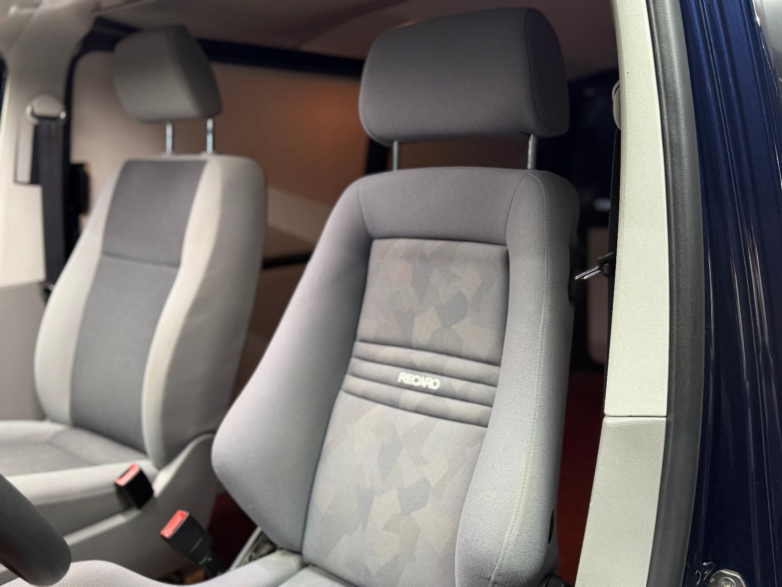 Fahrzeugabbildung Volkswagen T5 Transporter Kasten |KLIMA|1.HAND|RECARO|UMBAU