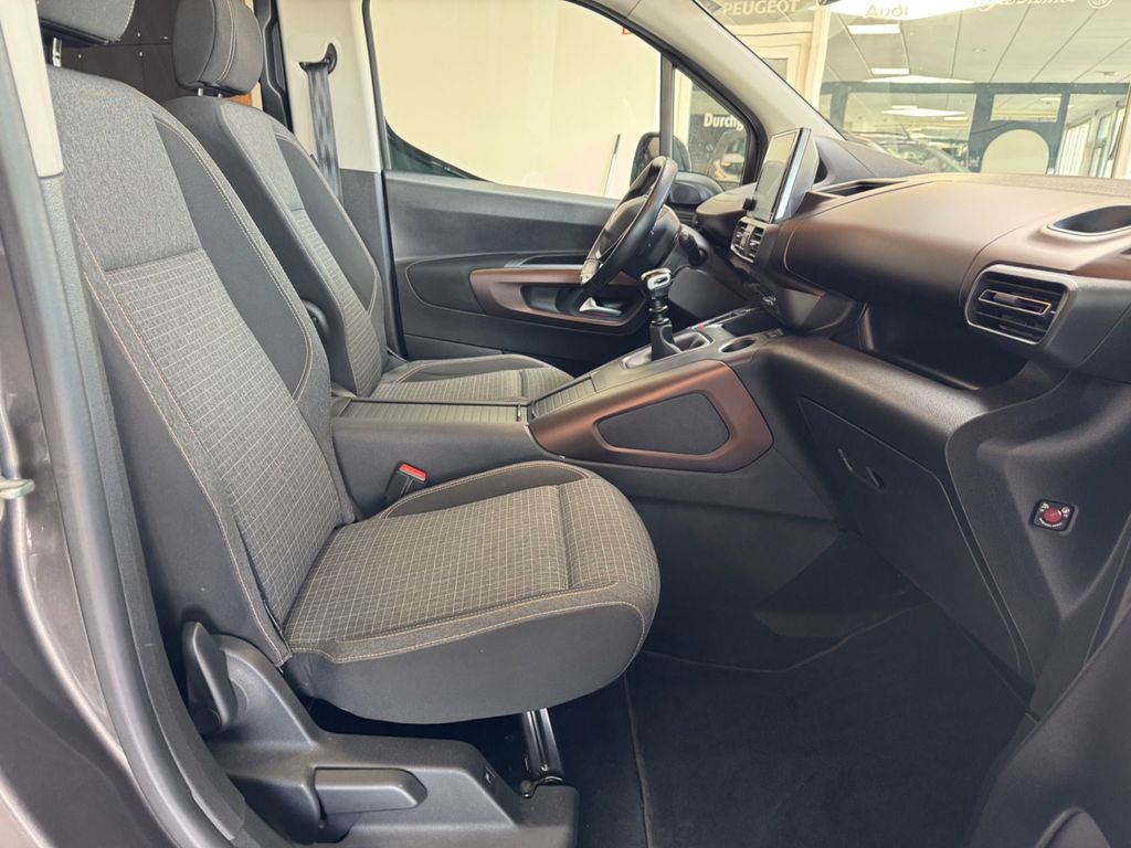 PEUGEOT Rifter 1.5 BlueHDi GT/2.HAND/PANO/CAM/NAVI/SHZ! PEUGEOT Rifter 1.5 BlueHDi GT/2.HAND/PANO/CAM/NAVI/SHZ!