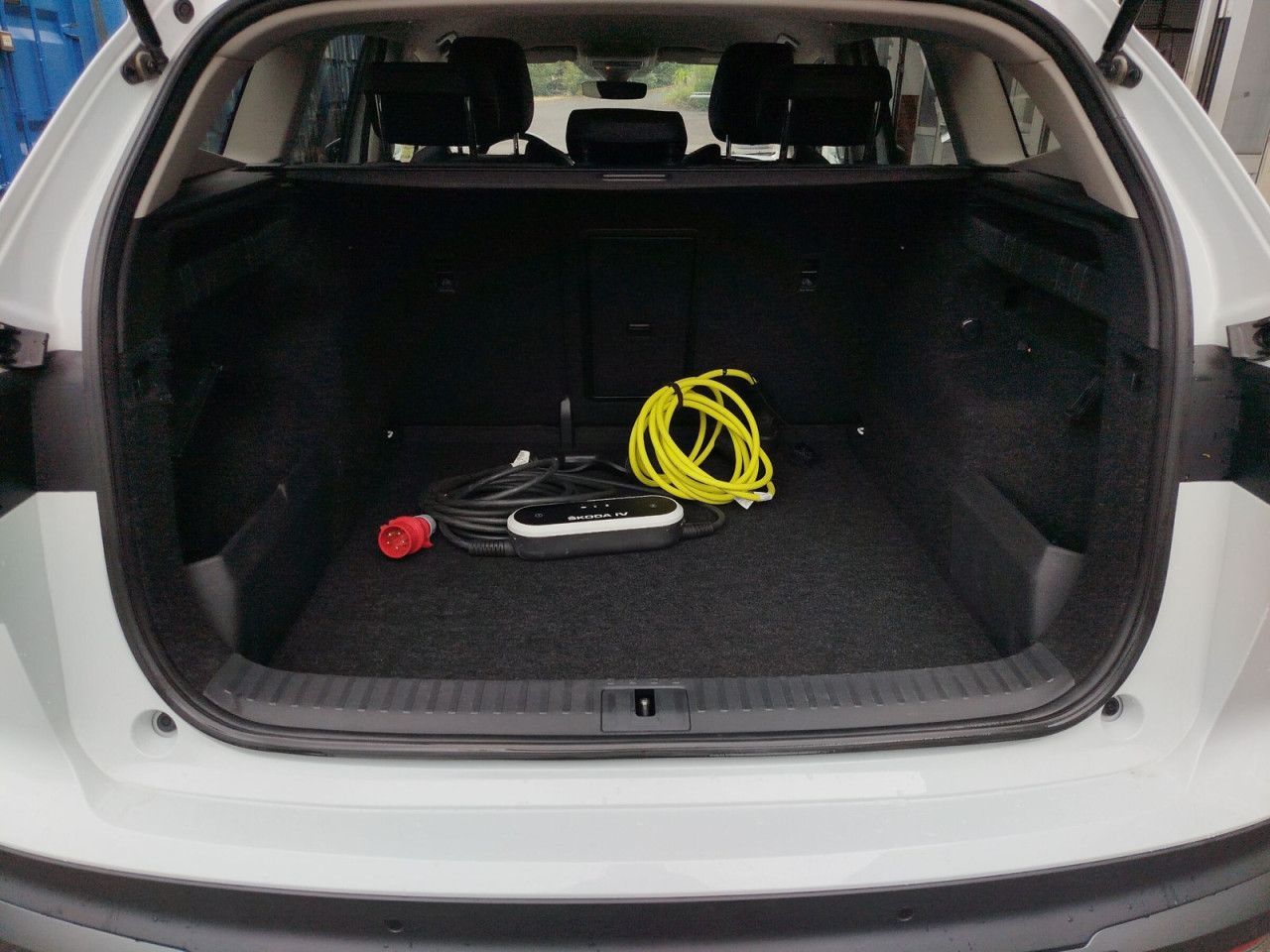 Fahrzeugabbildung SKODA Enyaq 80X ENYAQ iV 80X 195/82 E1A