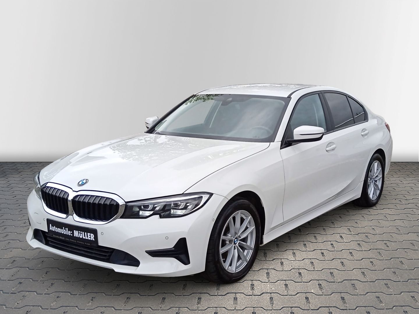 BMW 318 i Lim.Aut.+SPORTSITZE+DAB+LED+KEYLESS GO+ foto 2