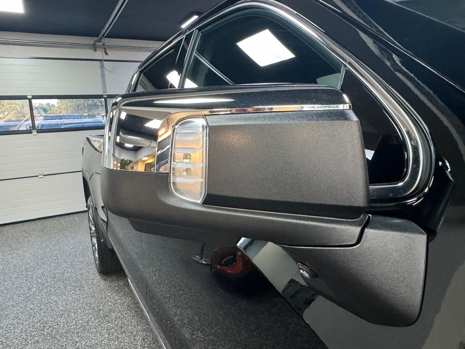 Fahrzeugabbildung GMC SIERRA DENALI 2026 - 4x4-LONG BOX 6.4"