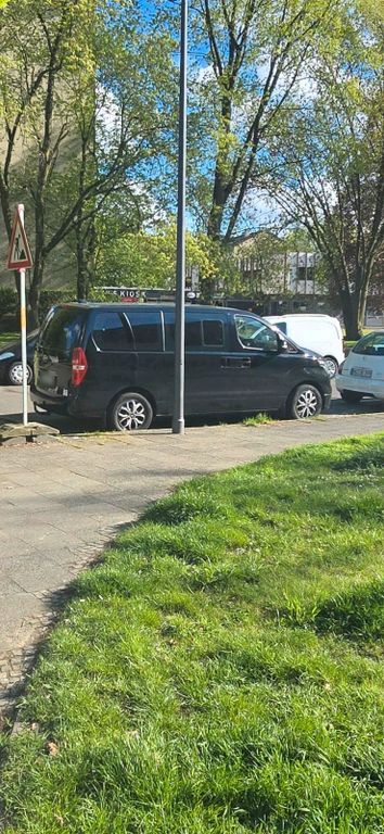 Image of Hyundai H-1